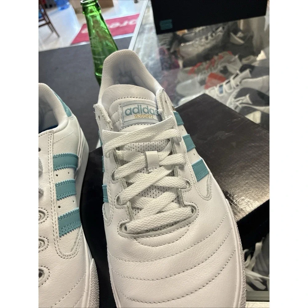 Adidas Busenitz Vulc II Mens US 11 White Preloved Blue Gold HQ2022 Sneakers